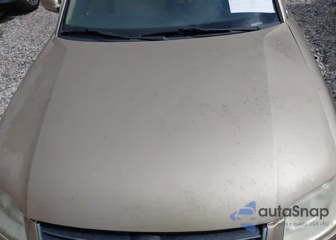 2001 Volkswagen Passat Gls from USA, damaged, VIN WVWPD63B41P206708